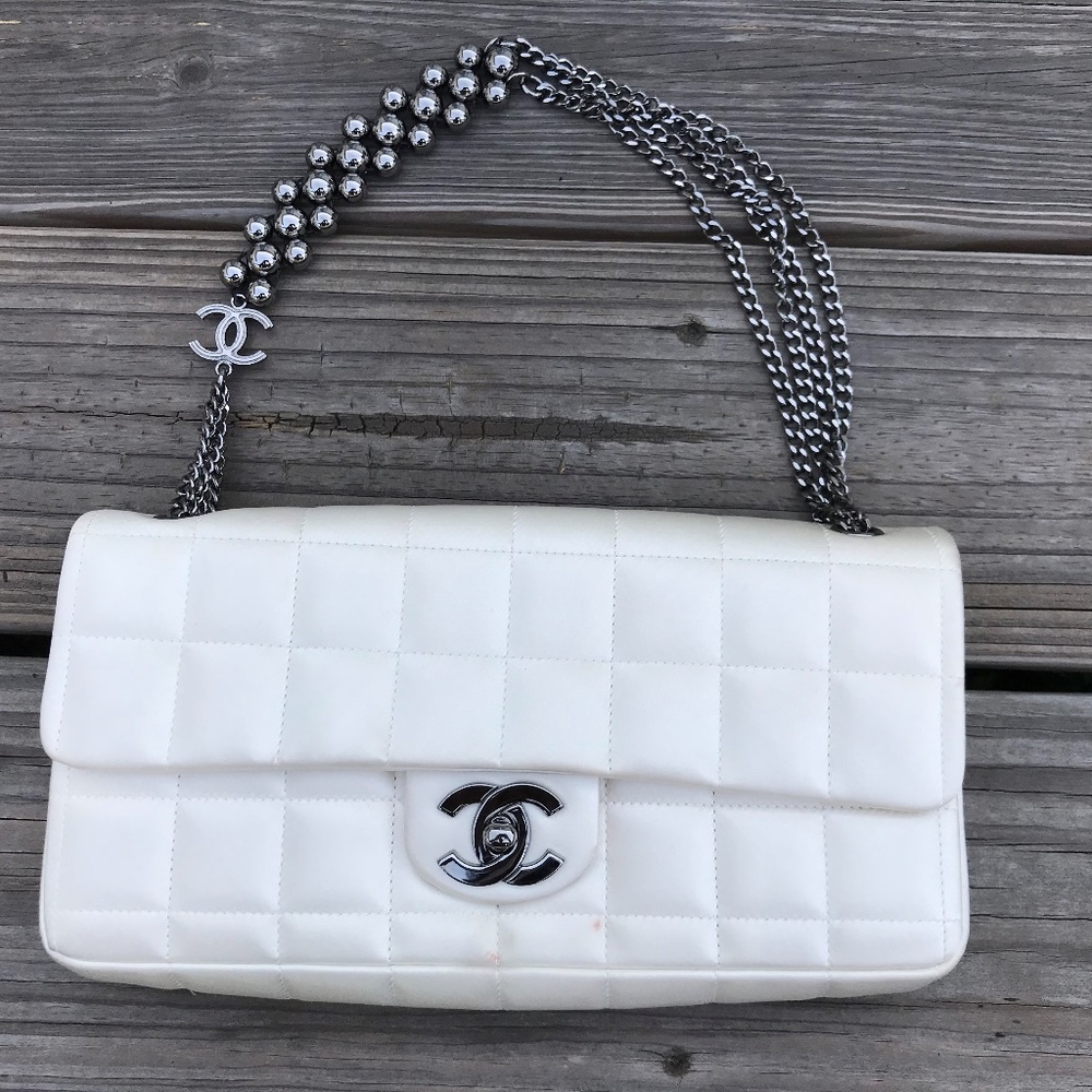Authentic Chanel Mini Bag Clutch with Metal Chain - Picture 2 of 8